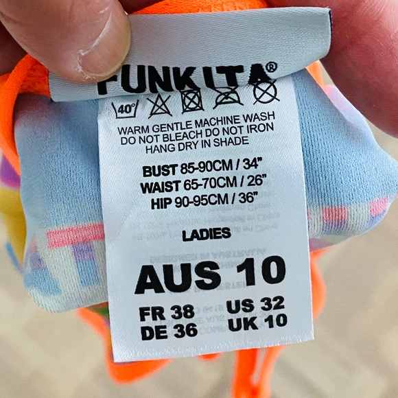 Funkita - Ladies Tie Me Tight, One-Piece Tie-Back Swimsuit, Size 32, Brand New! - Picture 3 of 5